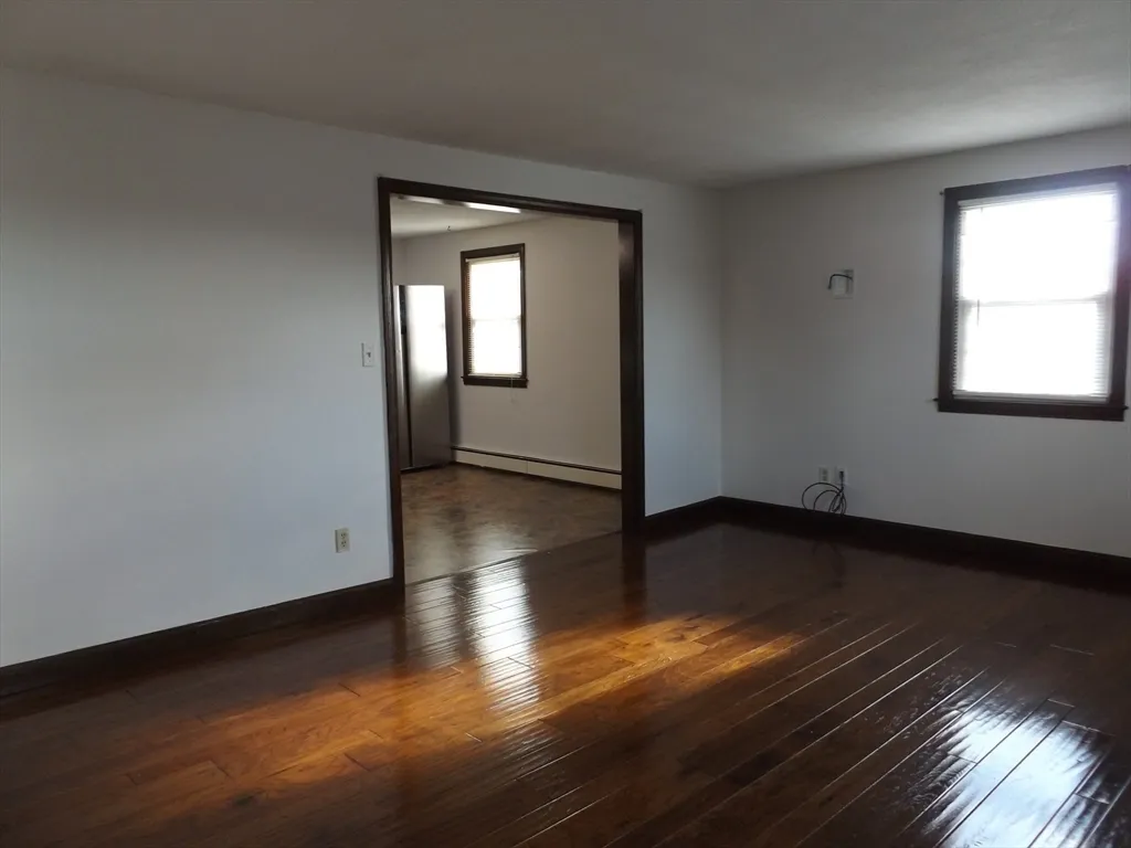 28 Greenwich St, Attleboro