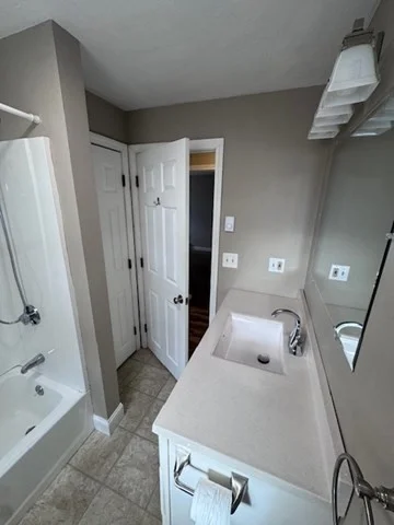 4 Linwood St, Webster