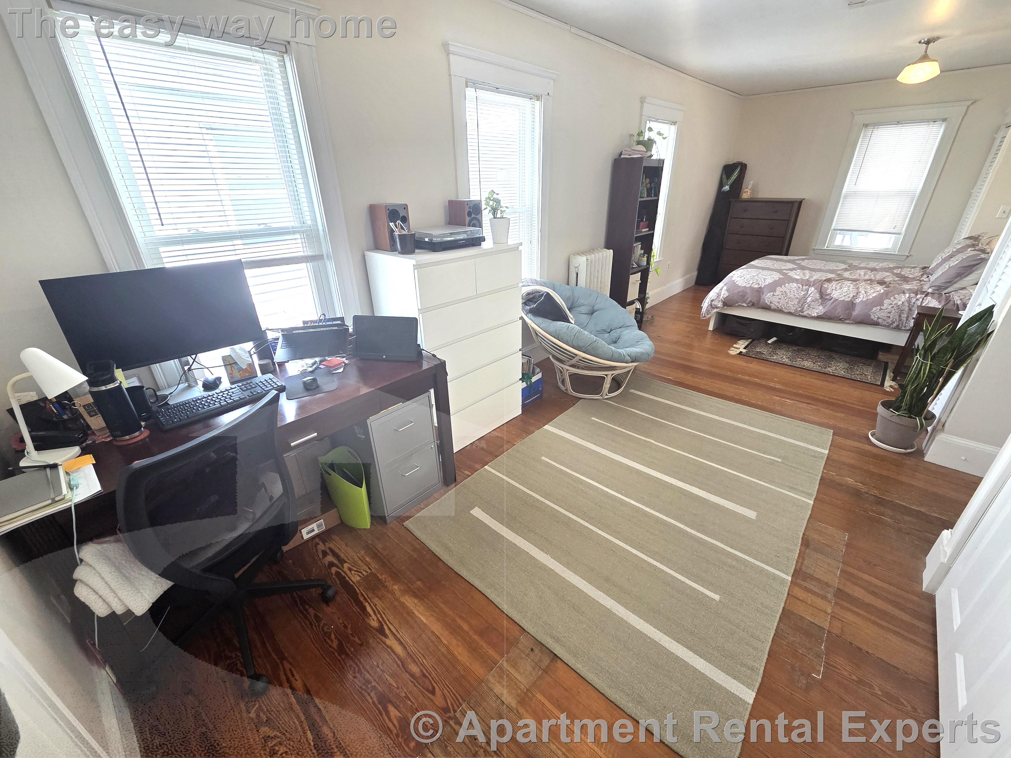 76 Lexington Ave, Davis Square