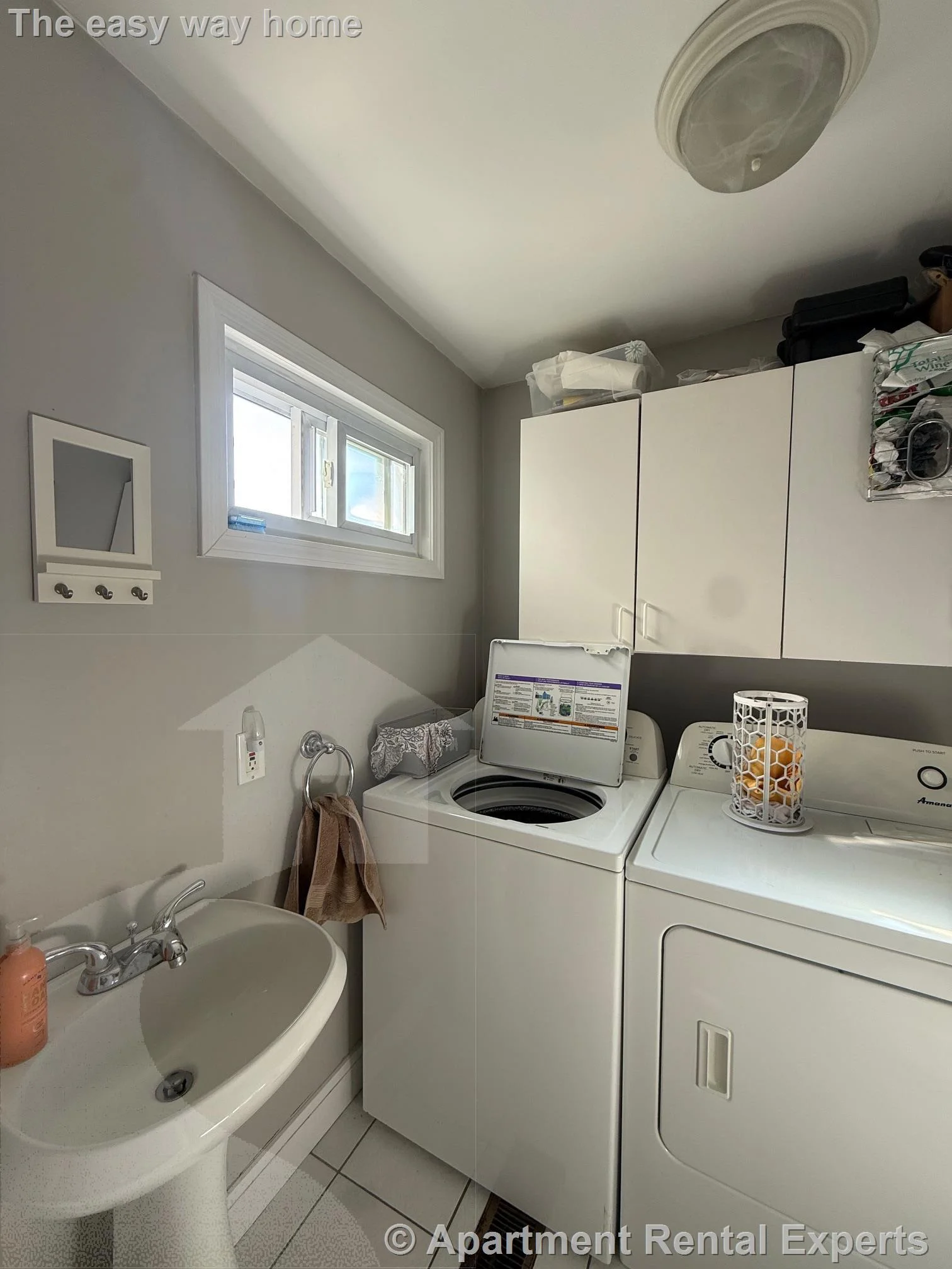 33 Clayton Ave, Ball Square