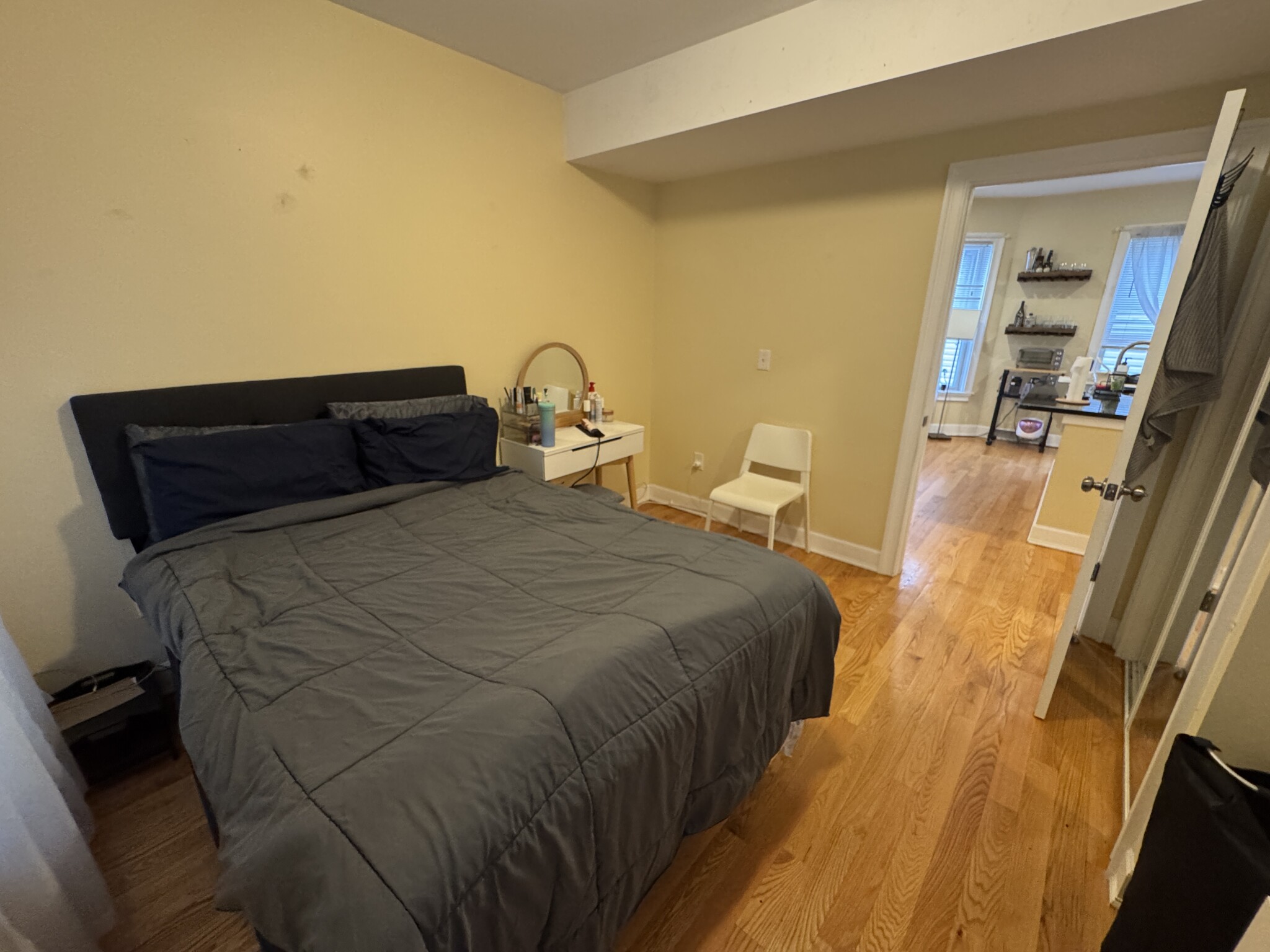 10 Jay St, Davis Square