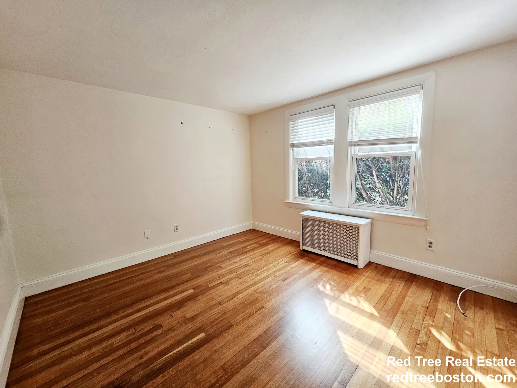 9 Keefe Ave, Newton Upper Falls