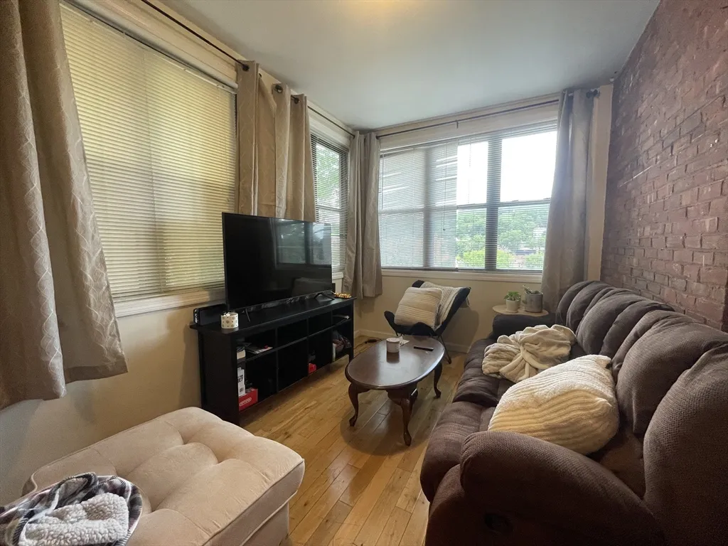 191 Winthrop Rd, Aspinwall Hill