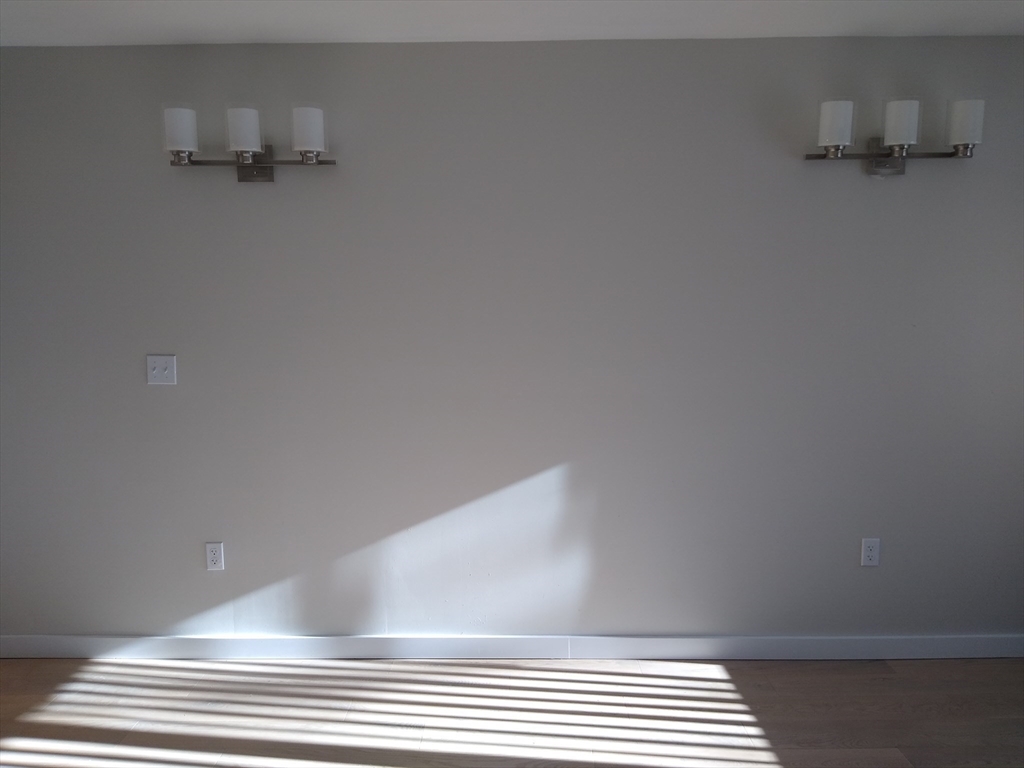 14 Concord Ave, West Cambridge