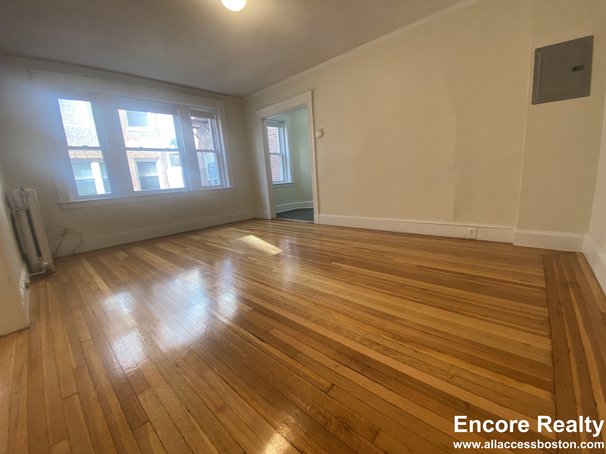 88 Washington St, Brighton