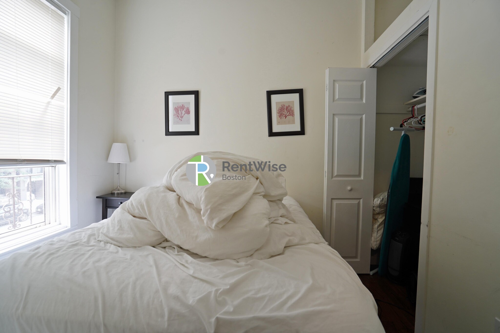 538 East Broadway, South Boston