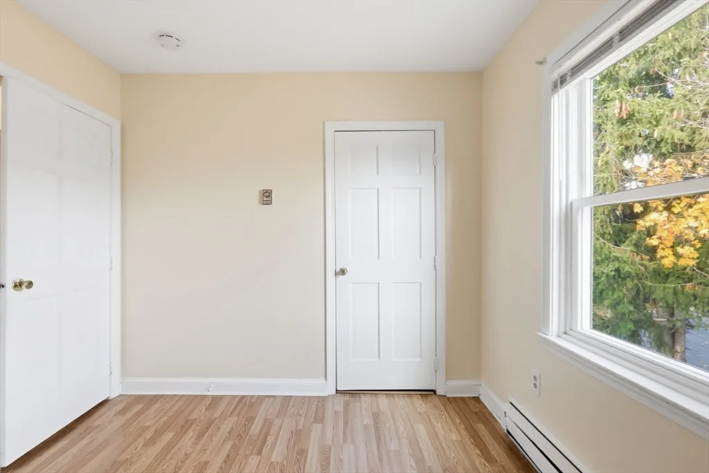 453 Pond St, Braintree