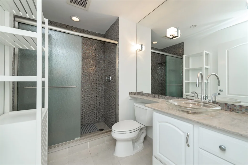 1 Huntington Ave, Back Bay