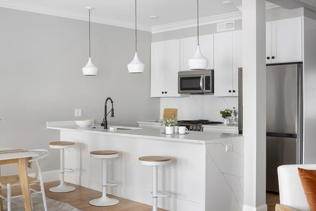 31 Boardman St, East Boston