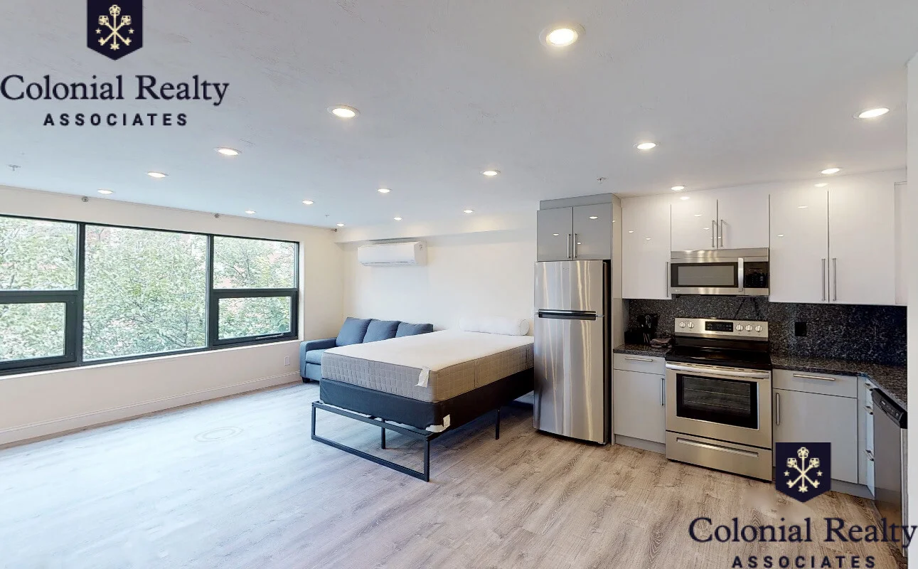 1026 Commonwealth Ave, North Brookline