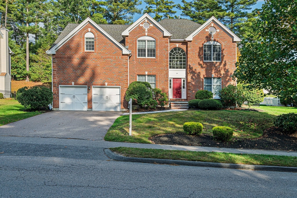 24 Endean Dr, Walpole