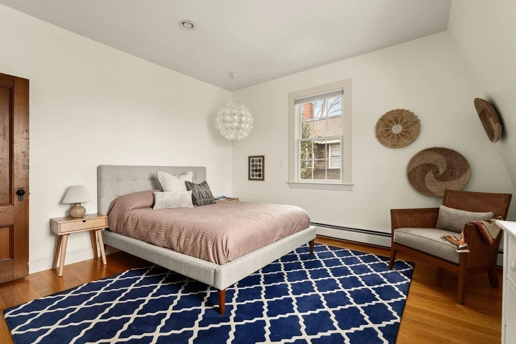 59 Harbor Ave, Marblehead Neck