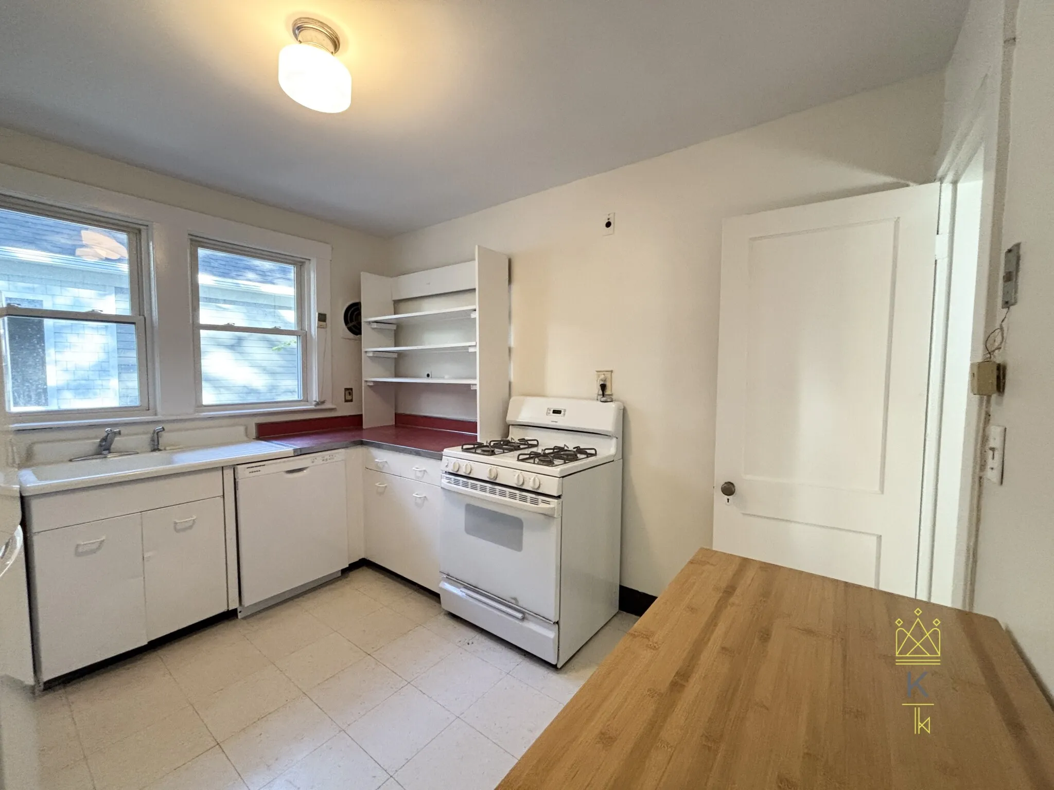 63 Mason Ter, Corey Hill