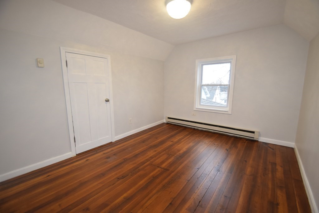 247 School St, Revere