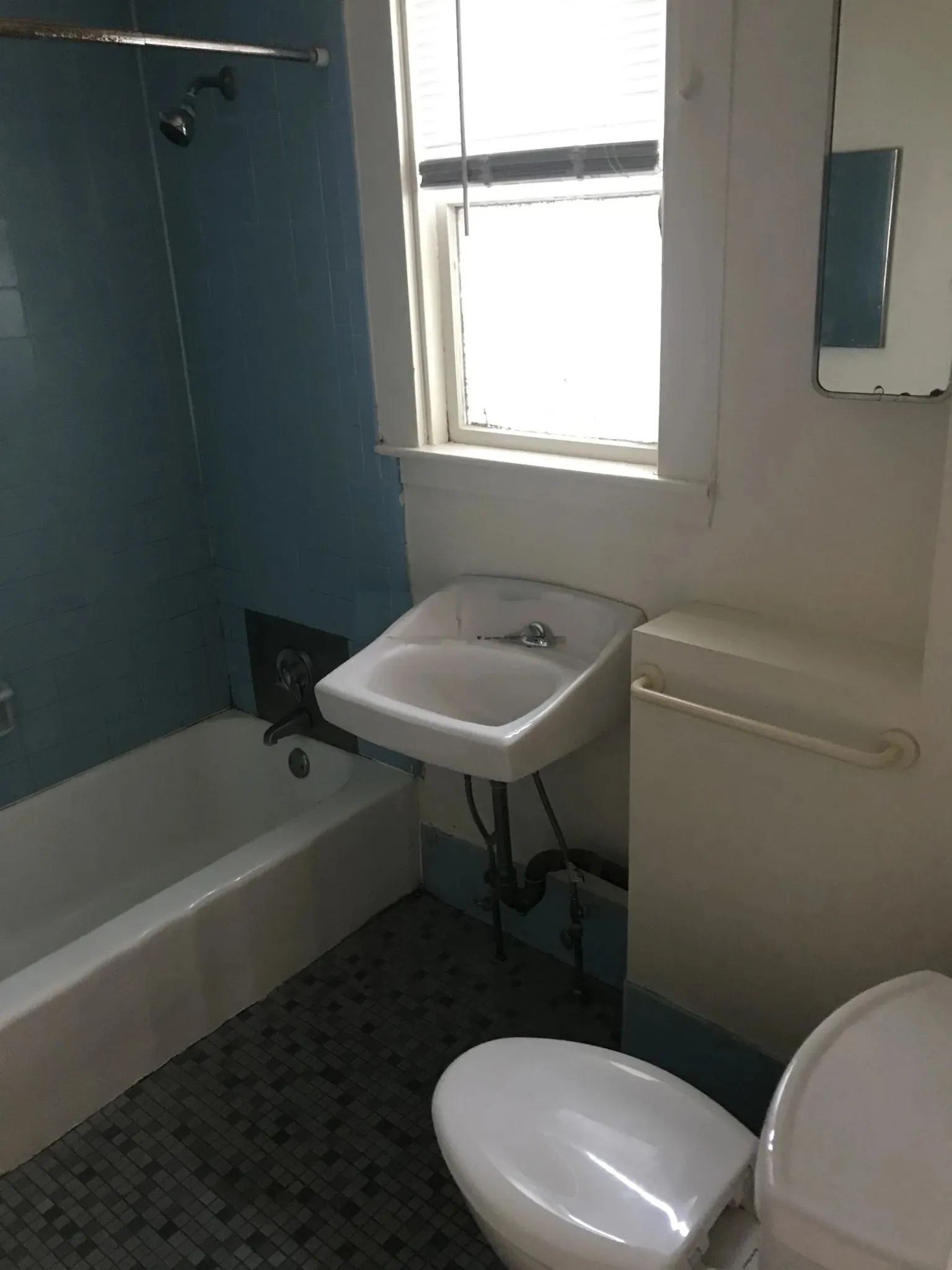 381 Harvard St, Mid-Cambridge