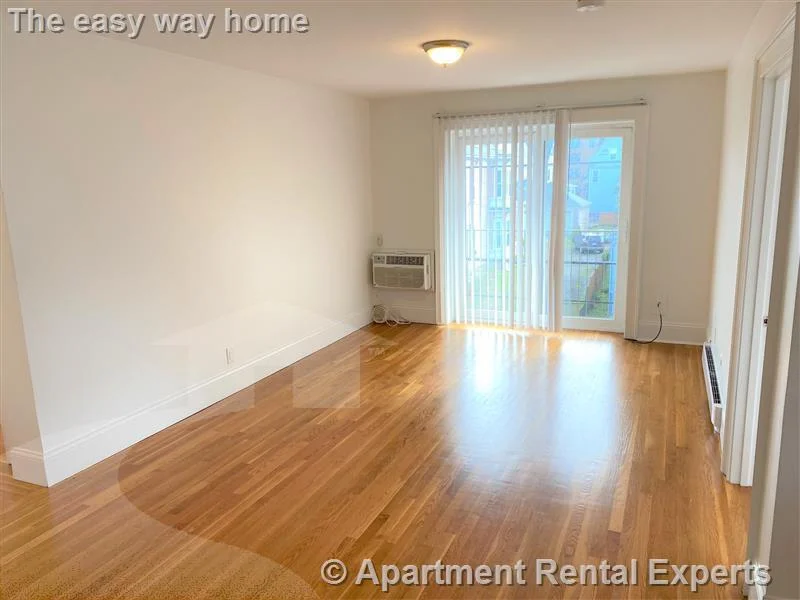 134 Summer St, Malden Center