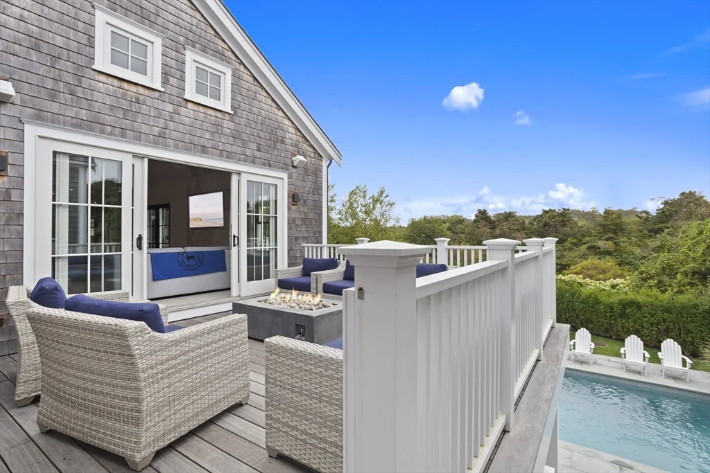 3 Old Mill Ct, Nantucket
