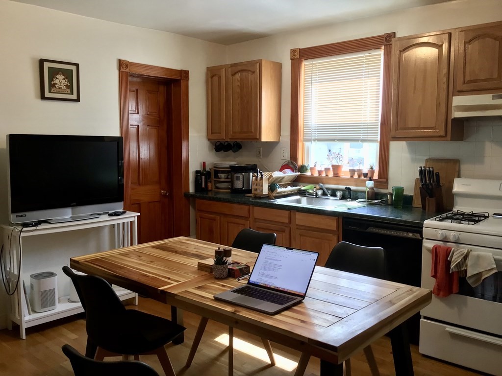 59 Prince St, Brookline Village