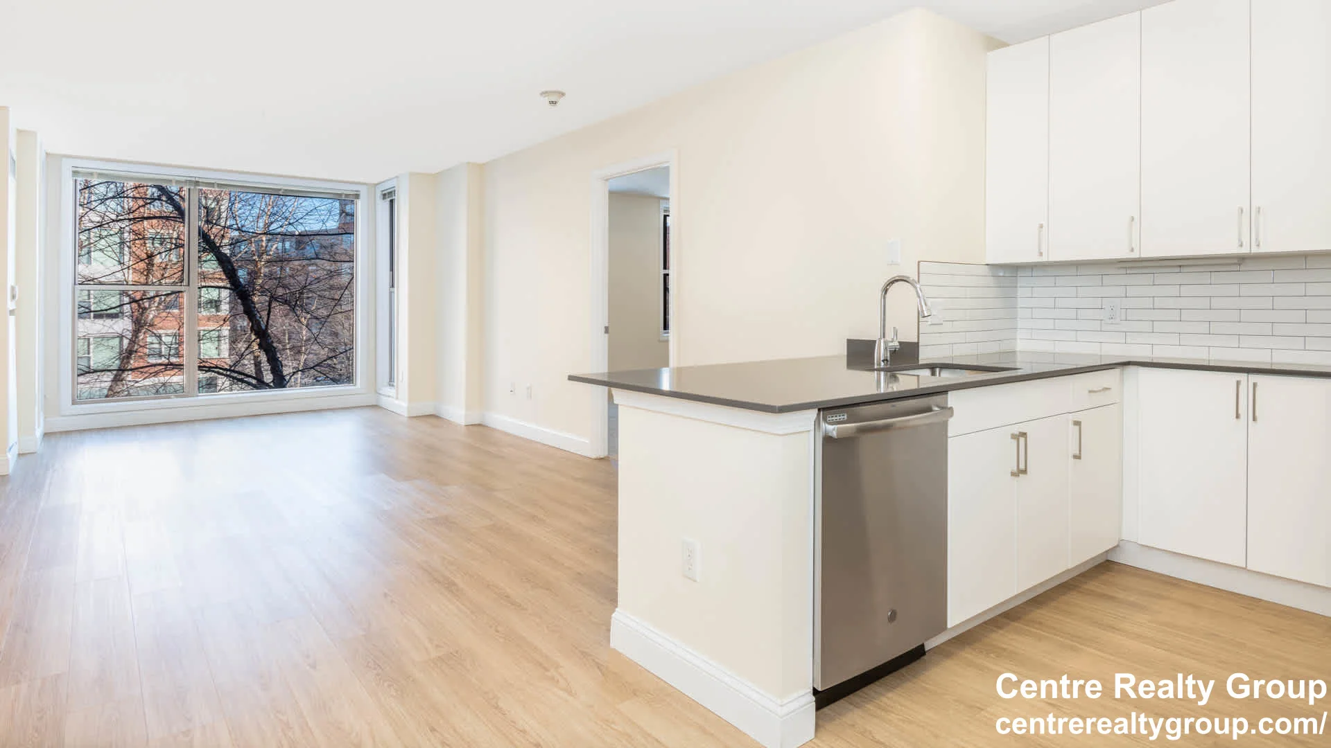 70 Hope Ave, Banks Square