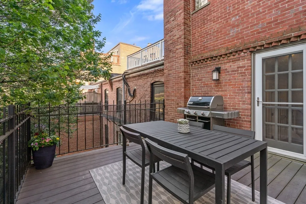 203 St Botolph, Back Bay