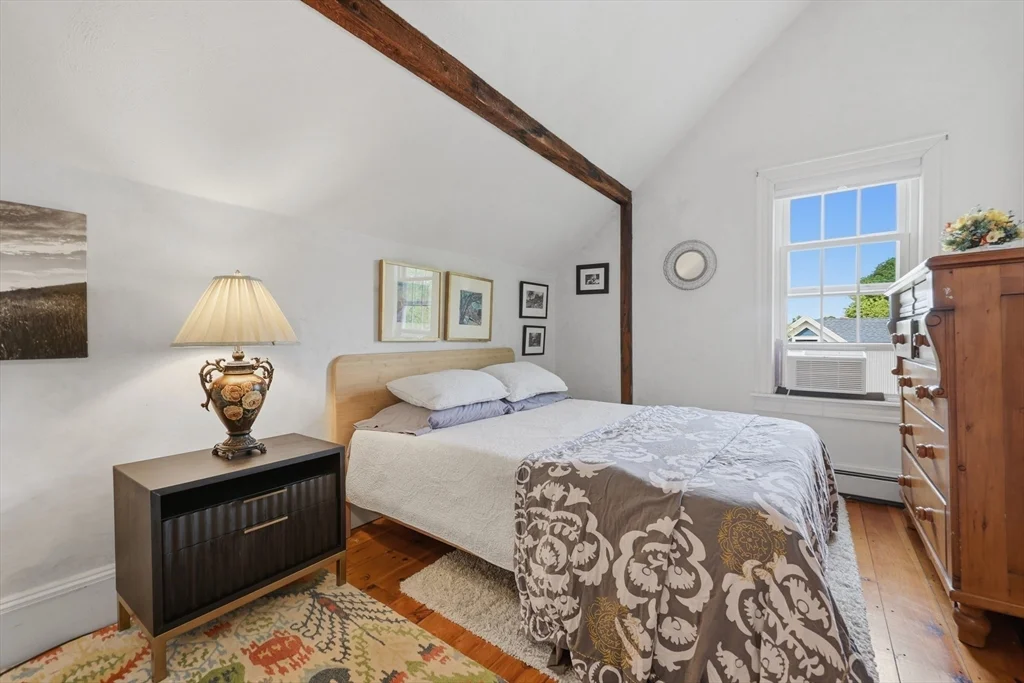 37 Marlboro St, Newburyport
