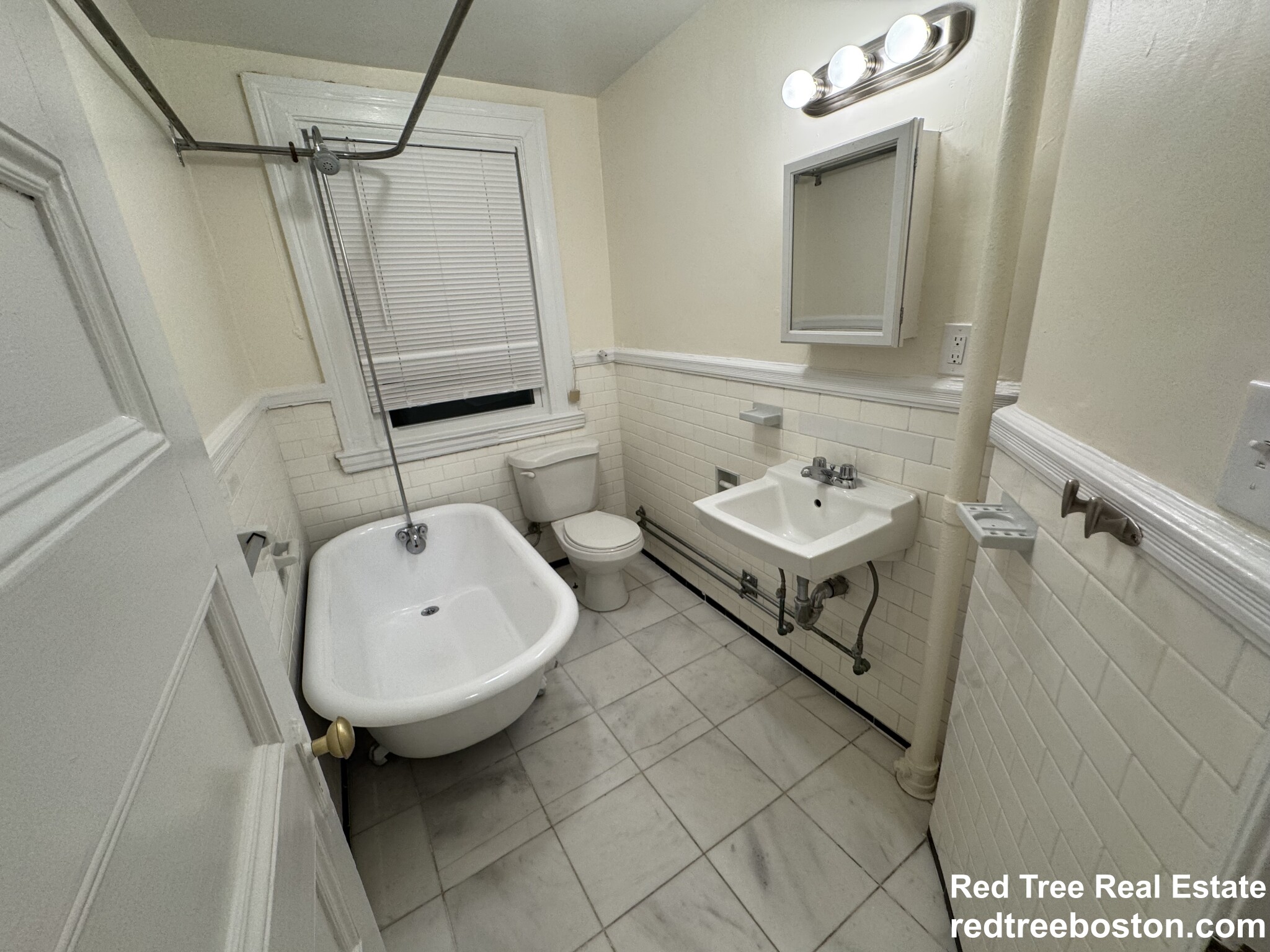 885 Massachusetts Ave, Mid Cambridge