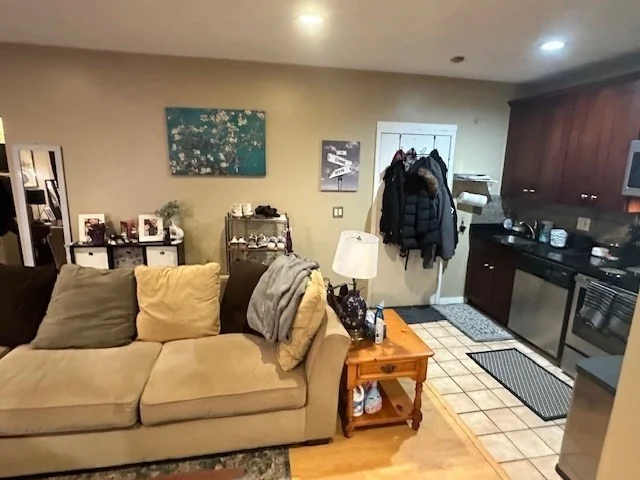 701 Massachusetts Ave, South End