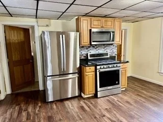 83 Lane St, Lowell