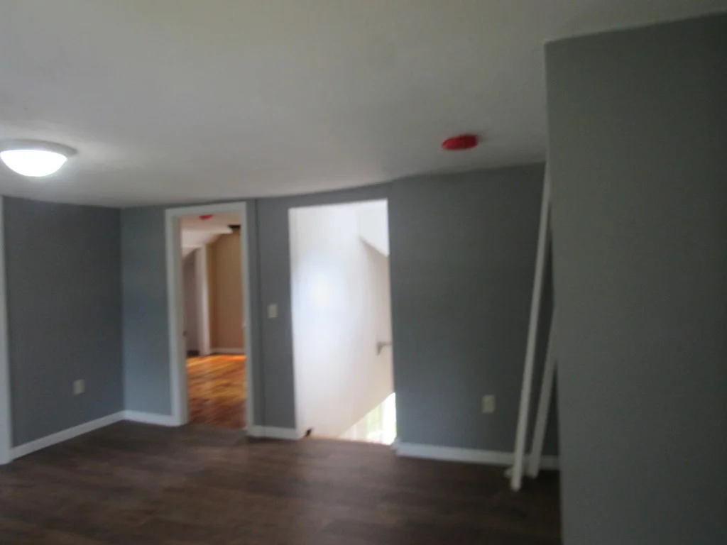 27 Maple St, Millbury