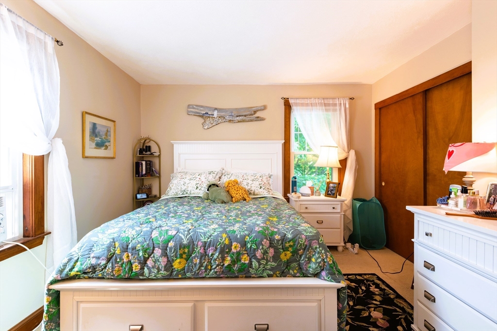 60 Clewley Rd, Medford