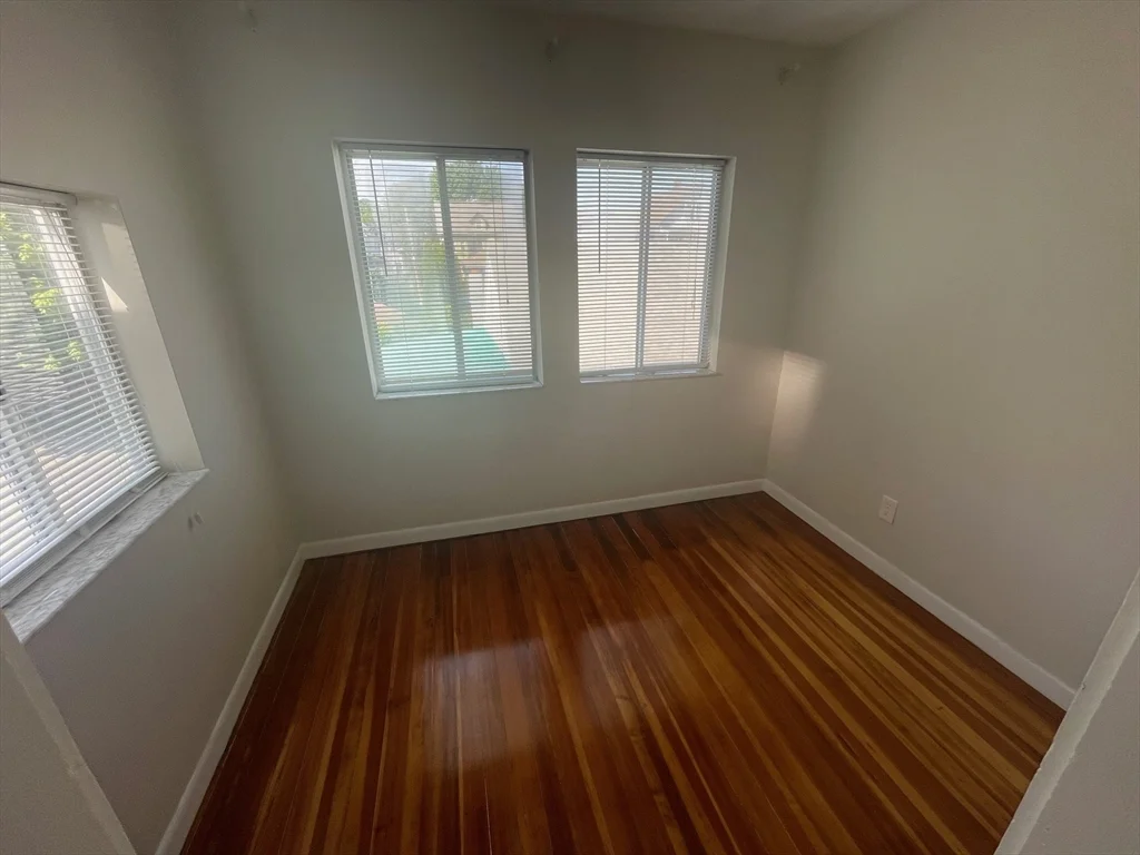 252 Brown St, Waltham