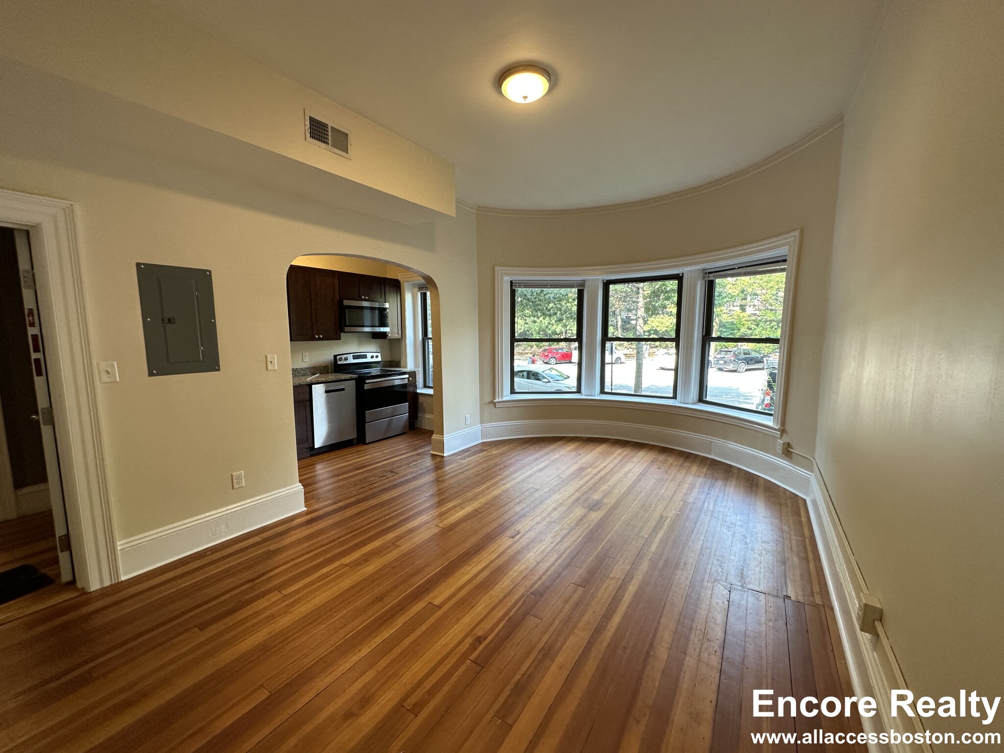 1463 Beacon St, Griggs Park