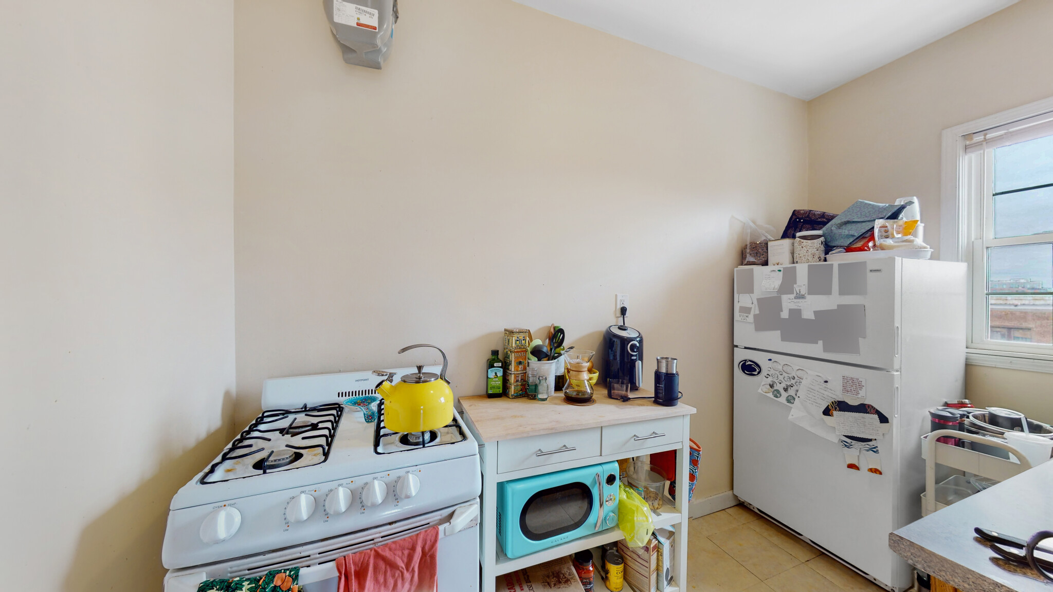 15 Glenville Ave, Allston