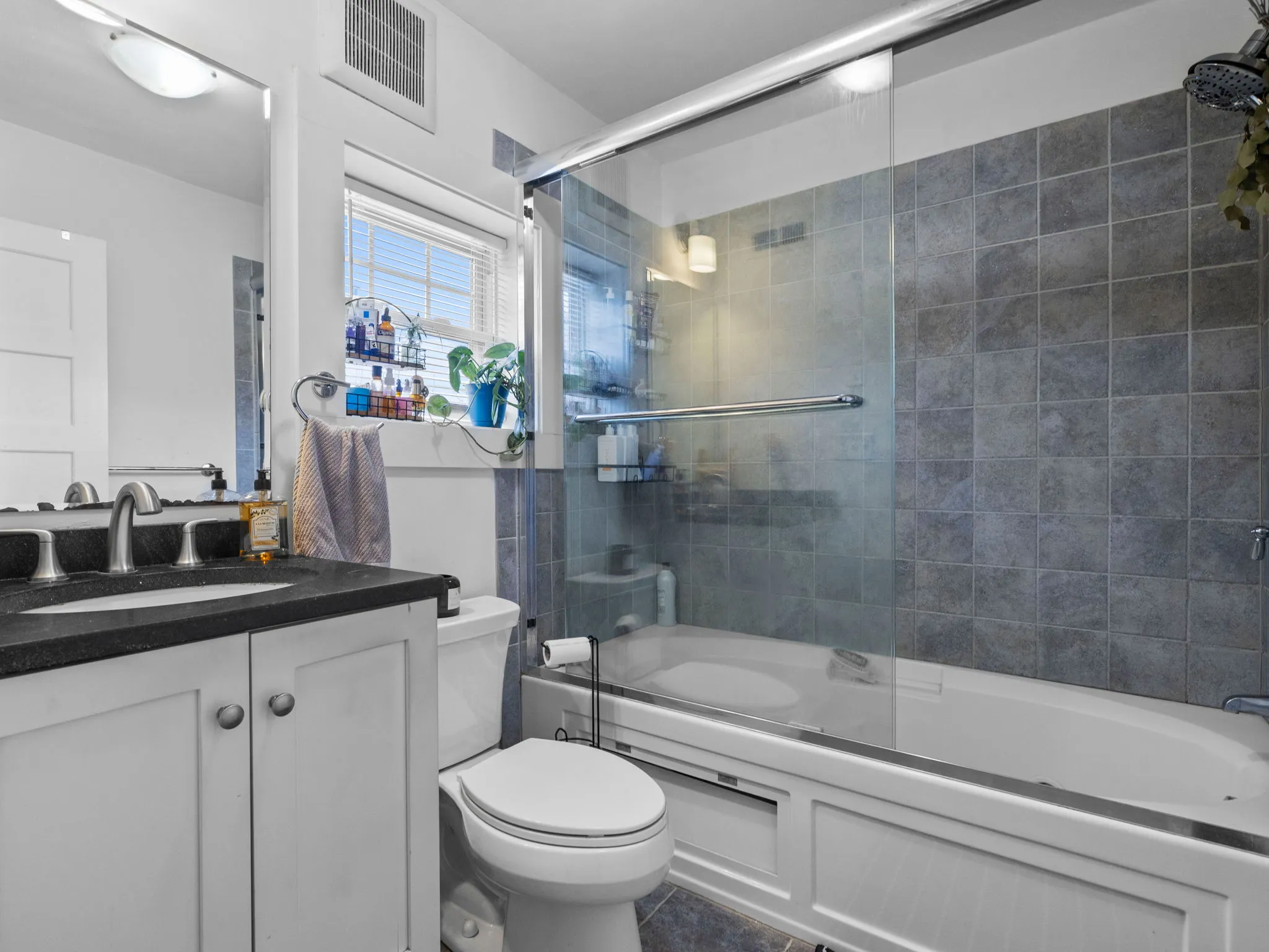 78 Bowdoin St, South Medford