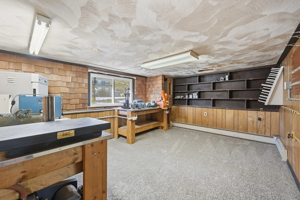 43 Little John Dr, Billerica