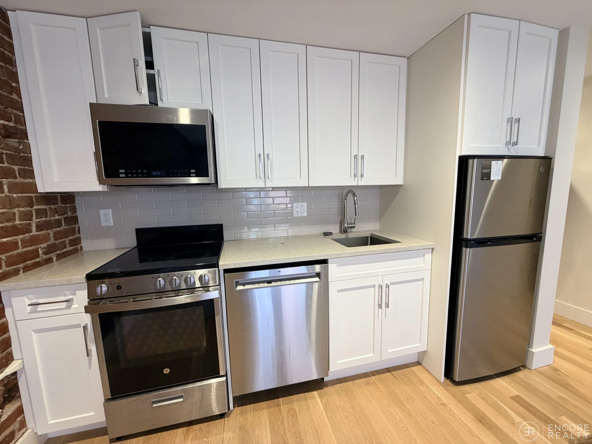 9 Sewall Ave, Coolidge Corner