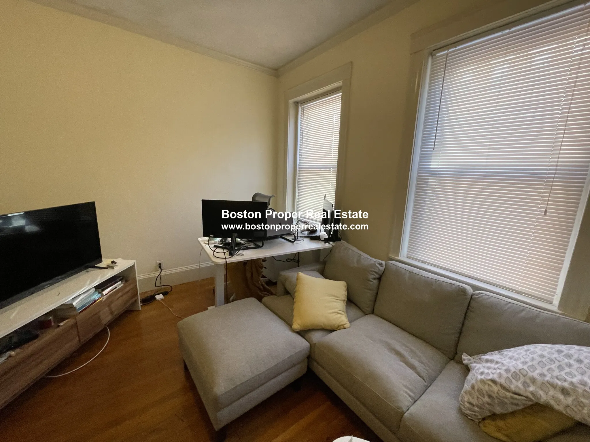 55 Queensberry St, Fenway