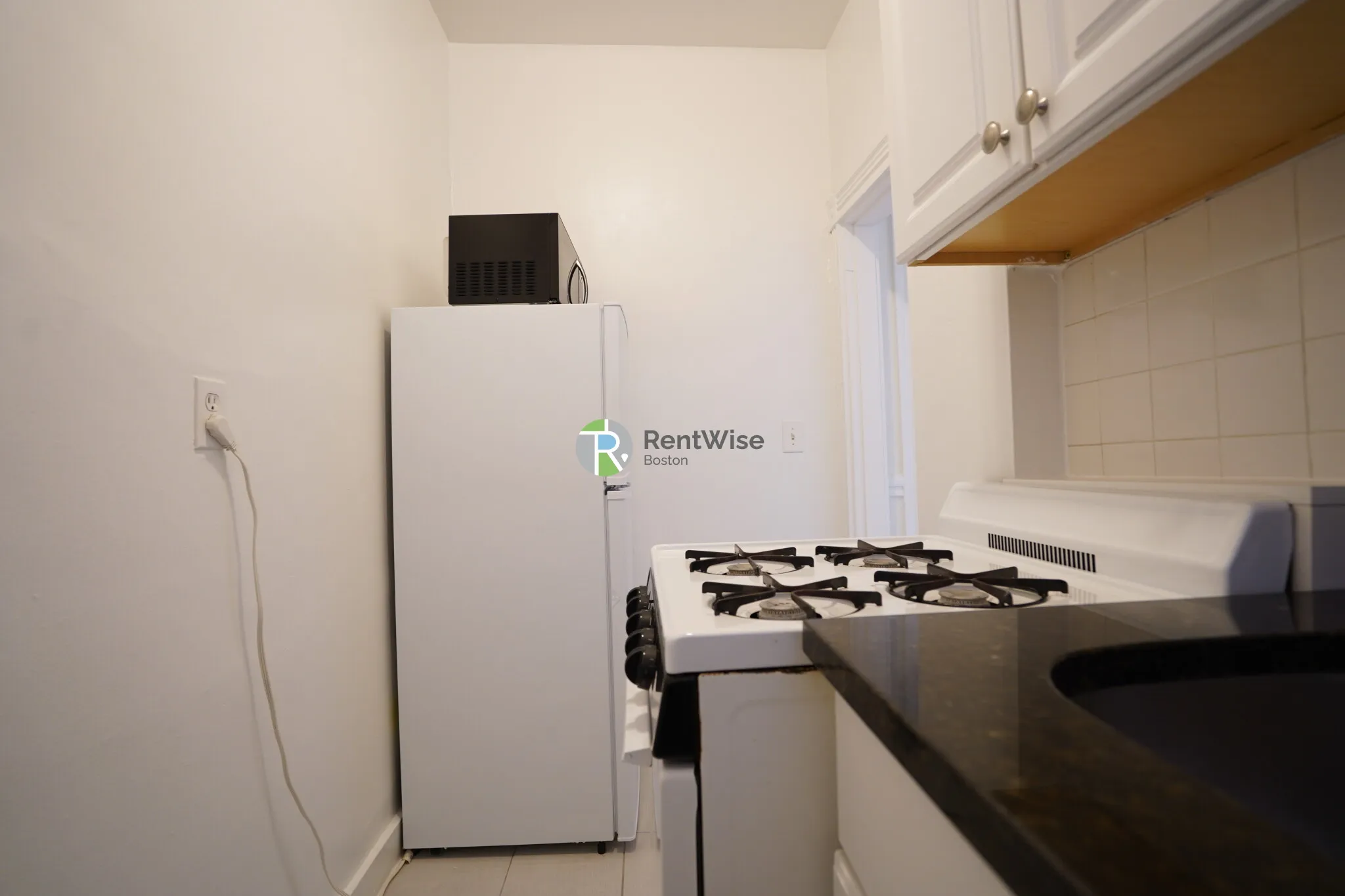 1298 Commonwealth Ave, Allston