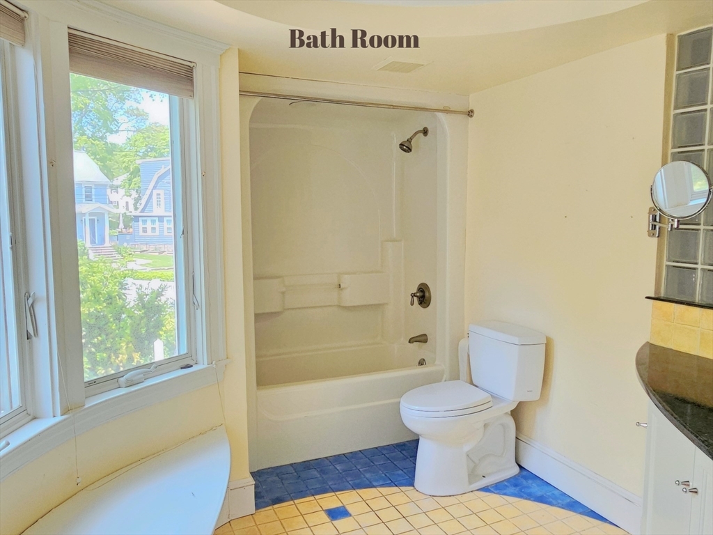 15 Hawthorne Ave, Arlington