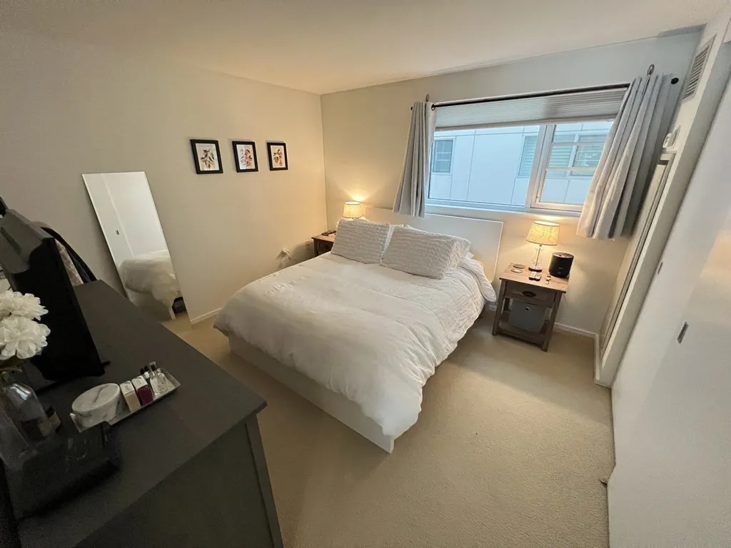 1 Earhart St, East Cambridge