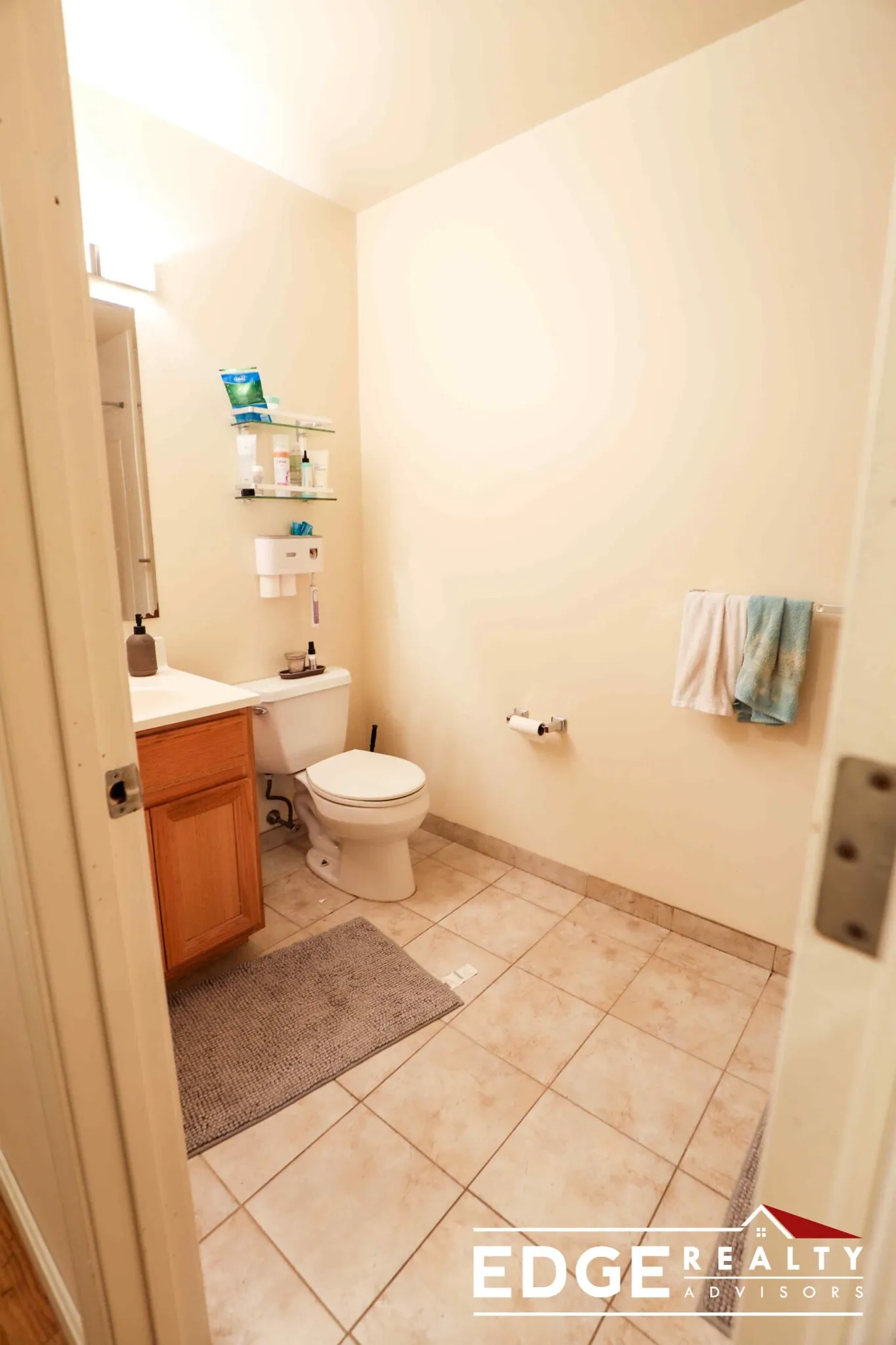 36 Raymond St, Allston