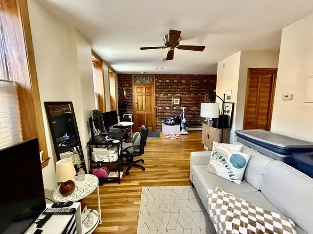 69 N Margin St, North End
