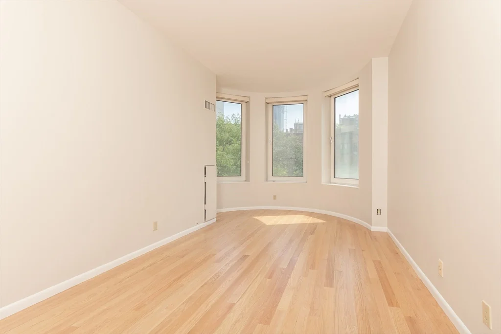 492 Beacon St, Back Bay