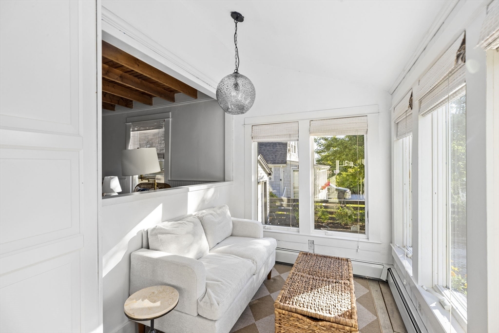 1 Winslow Ave, Scituate