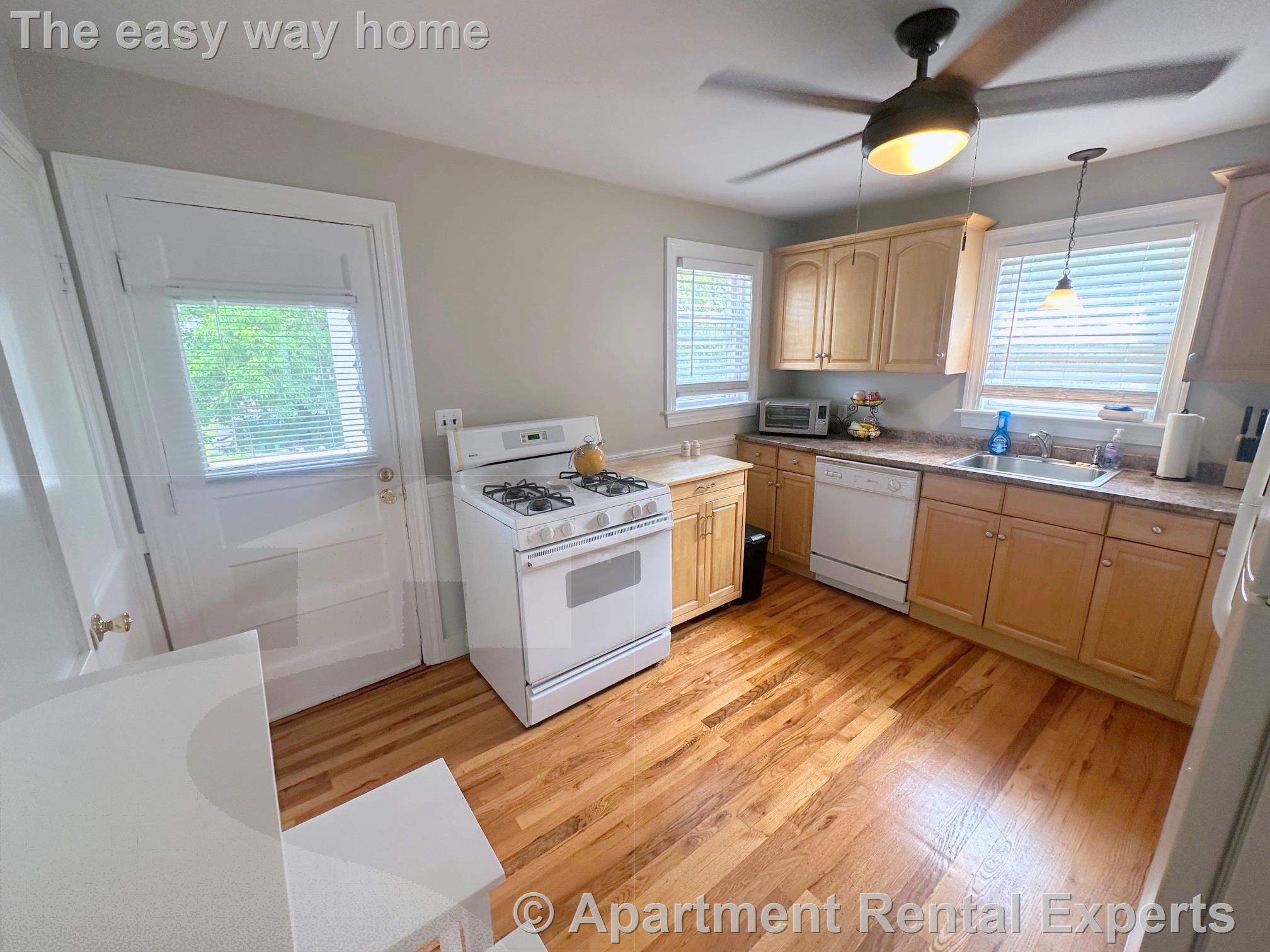 139 Winthrop St, Tufts