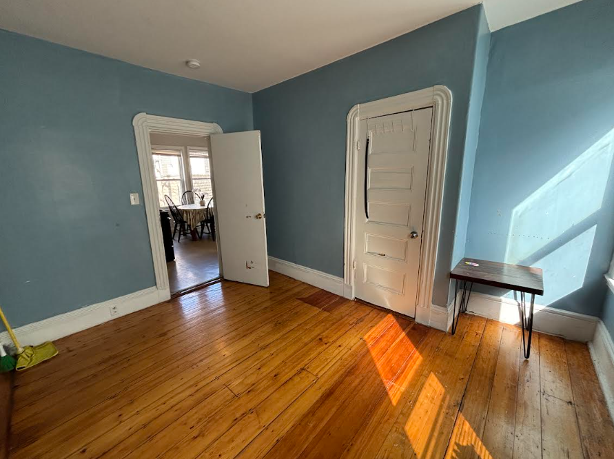 511 Medford St, Magoun Square