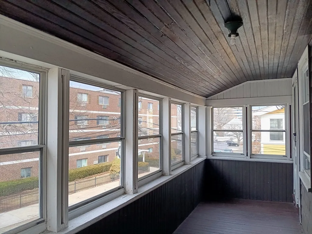 44 Glencoe, Brighton