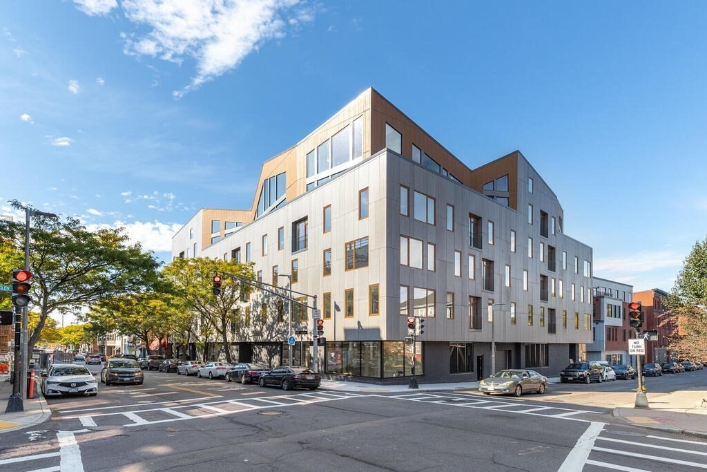 211 Green St, Jamaica Plain