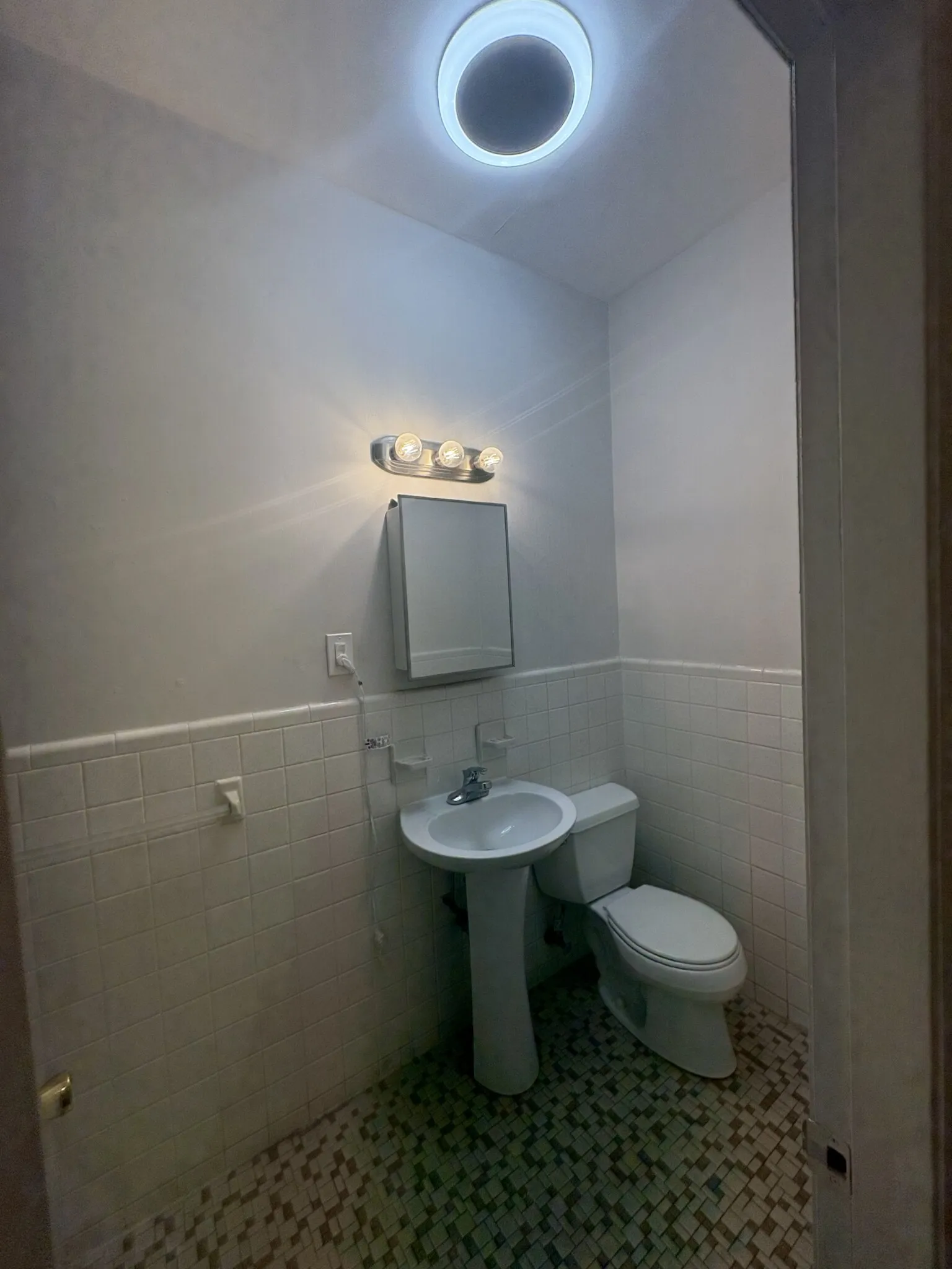 2 Greenwood Ter, Baldwin