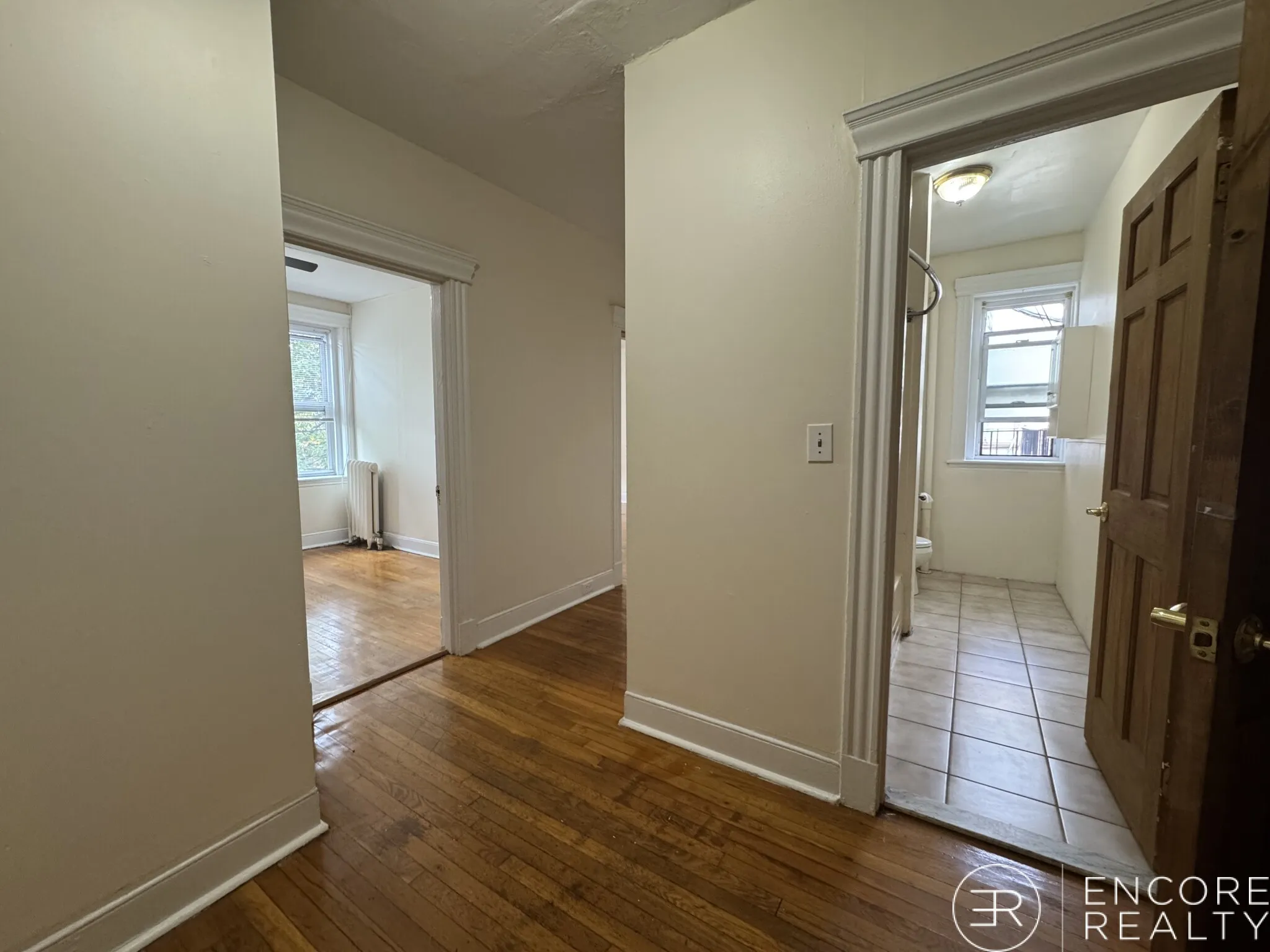 364 Riverway, Mission Hill